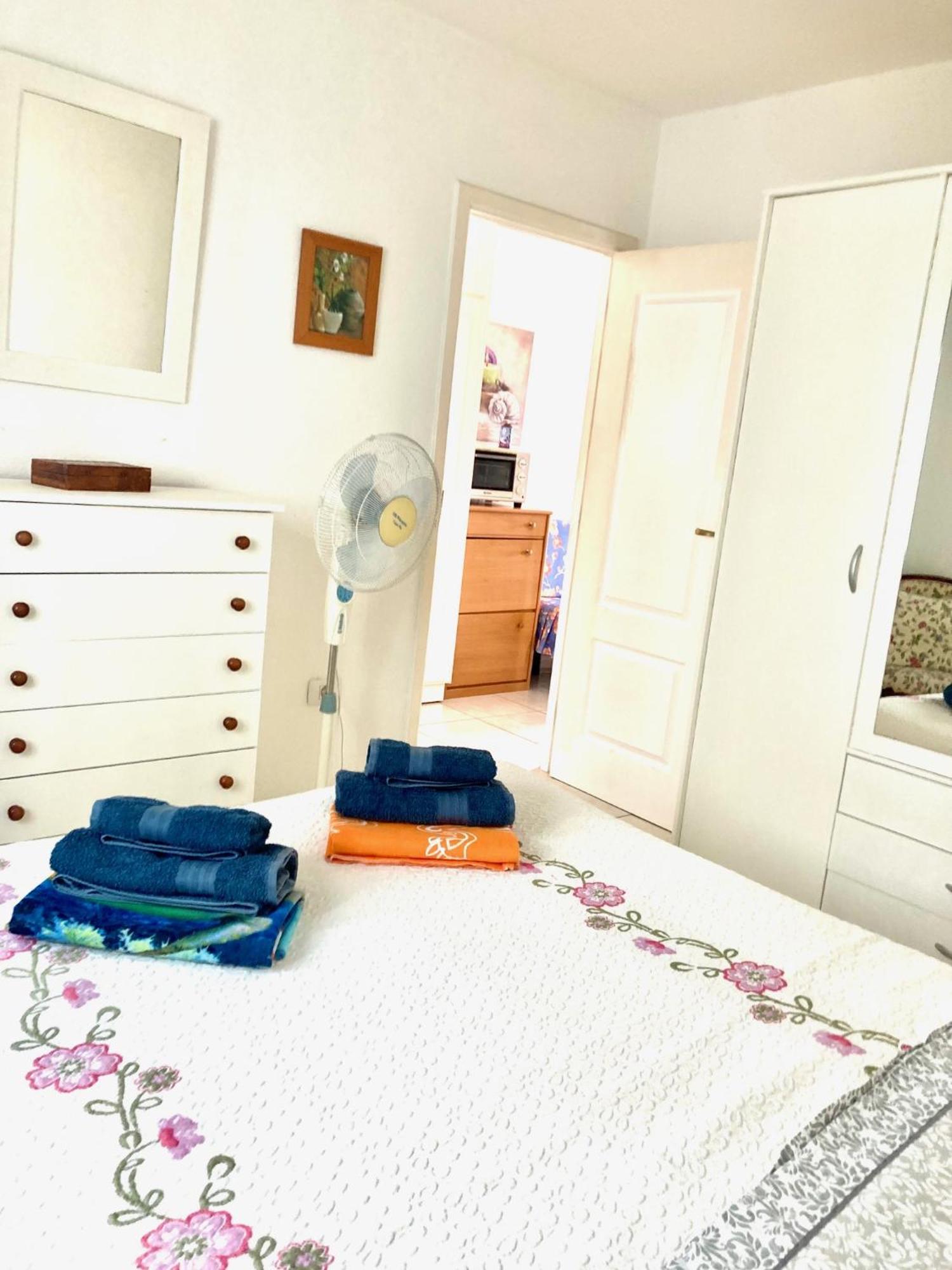 Apartamento En Primera Linea De Playa, Centrico, Tranquilo プラヤ・デ・ラス・アメリカス エクステリア 写真