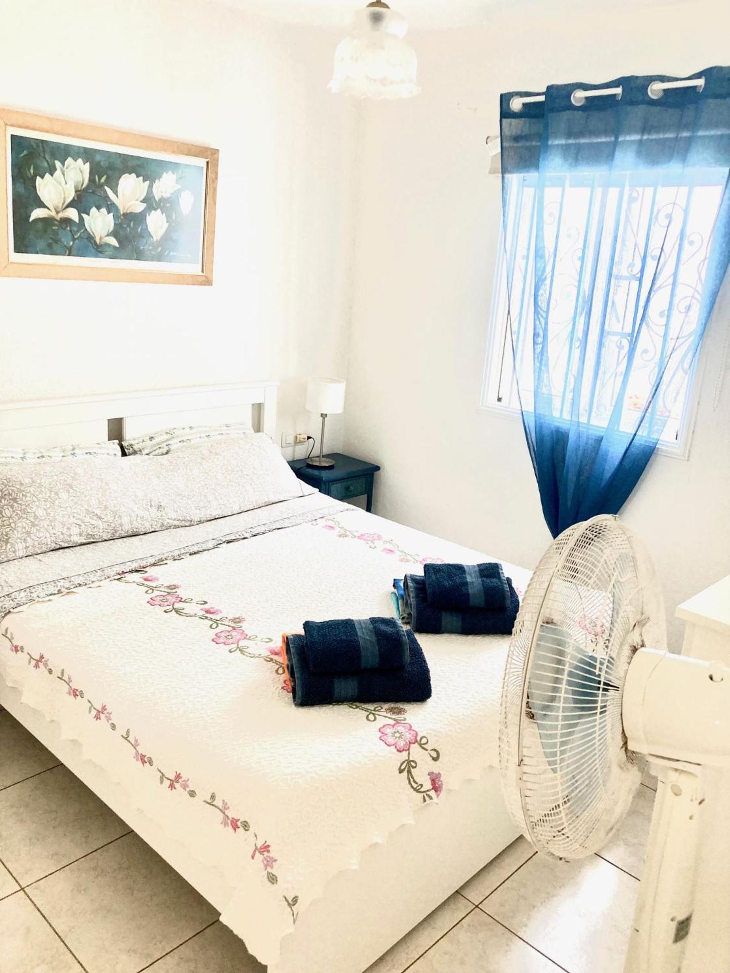 Apartamento En Primera Linea De Playa, Centrico, Tranquilo プラヤ・デ・ラス・アメリカス エクステリア 写真