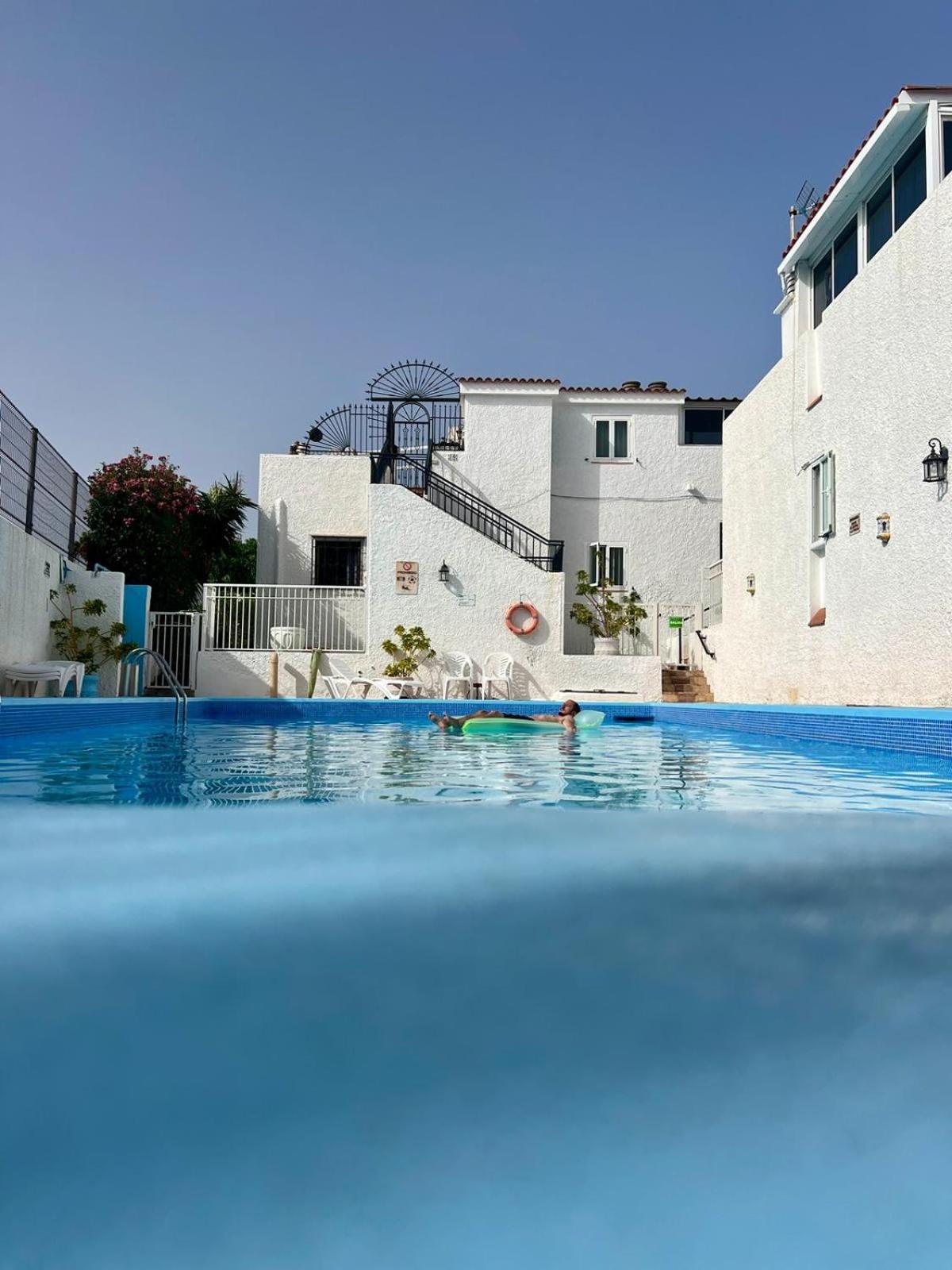 Apartamento En Primera Linea De Playa, Centrico, Tranquilo プラヤ・デ・ラス・アメリカス エクステリア 写真